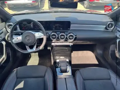 Photo 14 Mercedes Classe A  Berline 180 d 116ch AMG Line 7G-DCT