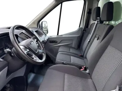 Photo 6 Ford Transit  2T CCb P350 L4 RJ HD 2.0 EcoBlue 170ch Trend