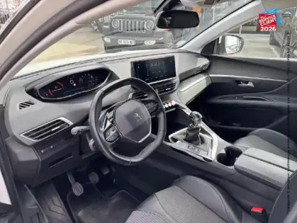 Photo 14 Peugeot 3008  1.2 PureTech 130ch S&S Allure Pack