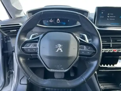 Photo 11 Peugeot 208  1.2 PureTech 130ch S&S Allure EAT8