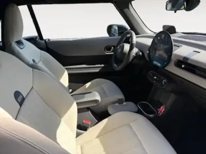 Photo 29 Mini Cooper  Cabrio S 204ch Favoured DKG7