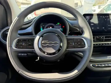 Photo 10 Fiat 500  e 118ch Pack Confort MY23