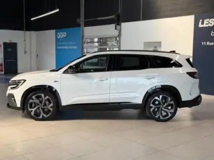 Photo 7 Renault Espace  1.2 E-Tech full hybrid 200ch esprit Alpine 7 places - 24