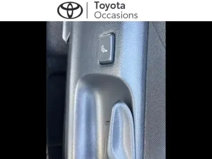 Photo 13 Toyota C-HR  2.0 Hybride 184ch Dynamic Ultimate MY23