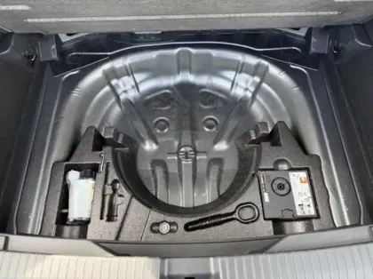 Photo 7 Volkswagen T-roc  1.5 TSI Evo2 150ch R-Line DSG7