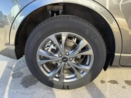 Photo 8 Ford Kuga  2.5 Duratec 190ch FHEV E85 ST-Line BVA