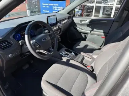 Photo 9 Ford Kuga  2.5 Duratec 190ch FHEV E85 ST-Line BVA