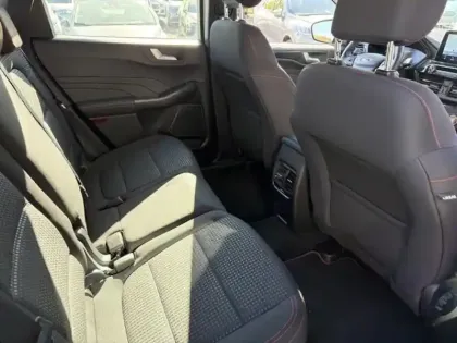 Photo 11 Ford Kuga  2.5 Duratec 190ch FHEV E85 ST-Line BVA