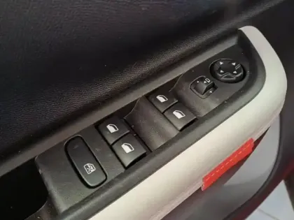 Photo 13 Citroën C3  Electrique 113ch 44,2kWh autonomie confort, MAX