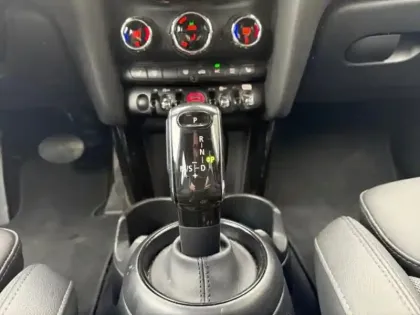 Photo 10 Mini Mini  5 Portes Cooper S 178ch  Edition Premium BVA7