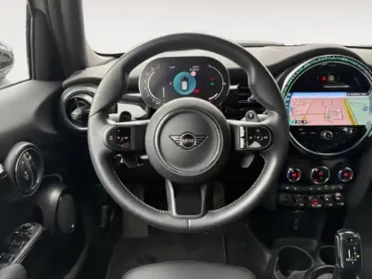 Photo 11 Mini Mini  5 Portes Cooper S 178ch  Edition Premium BVA7