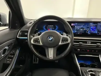 Photo 9 BMW Serie 3 Série 3 Touring 330eA xDrive 292ch M Sport