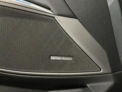 Photo 17 BMW Serie 3 Série 3 Touring 330eA xDrive 292ch M Sport