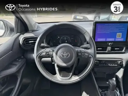 Photo 8 Toyota Yaris  116h Design 5p MC24
