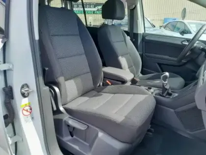 Photo 9 Volkswagen Touran  1.5 TSI EVO 150ch Life Plus 7 places