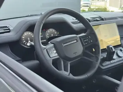 Photo 9 Land rover Defender  110 2.0 P300e PHEV X-Dynamic SE