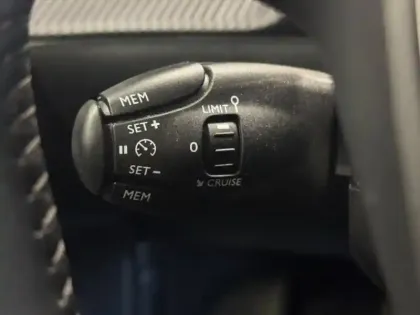 Photo 9 Peugeot 2008  1.2 PureTech 100ch S&S Style