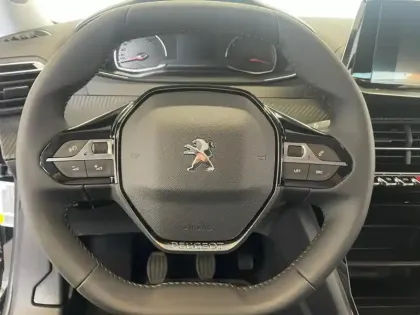 Photo 5 Peugeot 2008  1.2 PureTech 100ch S&S Style