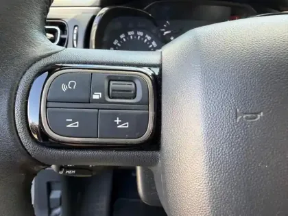 Photo 12 Citroën C3  1.2 PureTech 110ch S&S Shine EAT6