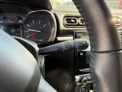 Photo 11 Citroën C3  1.2 PureTech 110ch S&S Shine EAT6