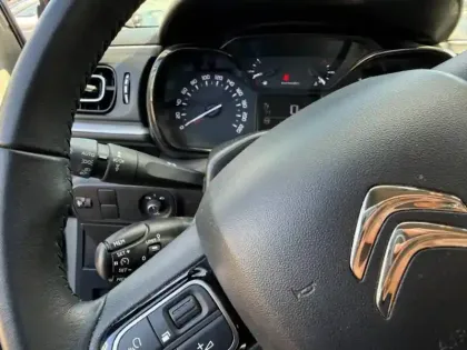 Photo 10 Citroën C3  1.2 PureTech 110ch S&S Shine EAT6