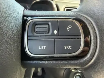 Photo 13 Citroën C3  1.2 PureTech 110ch S&S Shine EAT6