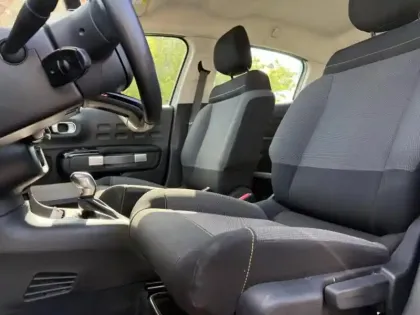 Photo 6 Citroën C3  1.2 PureTech 110ch S&S Shine EAT6