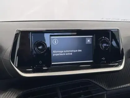 Photo 10 Peugeot 208  1.2 PureTech 75ch S&S Like