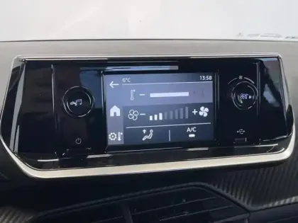 Photo 9 Peugeot 208  1.2 PureTech 75ch S&S Like