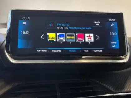 Photo 10 Peugeot 2008  1.2 PureTech 130ch S&S Allure