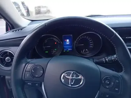 Photo 6 Toyota Auris  HSD 136h Collection