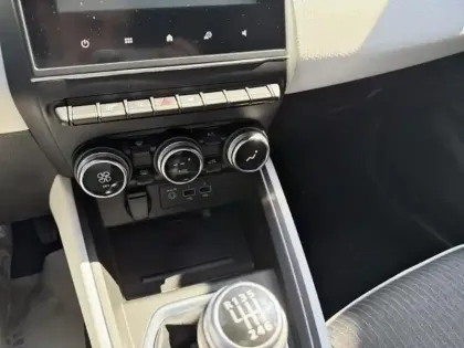 Photo 13 Renault Clio  1.0 TCe 90ch Intens -21N