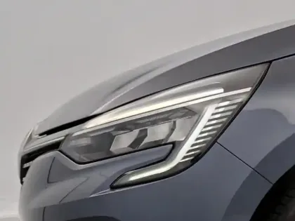 Photo 10 Renault Clio  1.6 E-Tech hybride 140ch Intens -21N