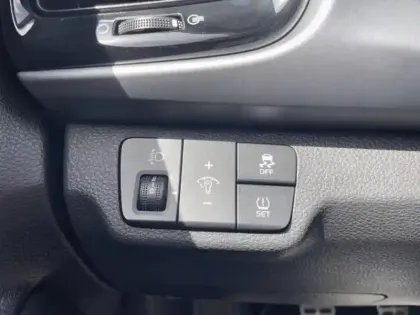 Photo 12 Kia Rio  1.0 T-GDI 100ch ISG Design Euro6d-T