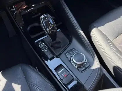 Photo 10 BMW X1  sDrive18dA 150ch xLine Euro6d-T