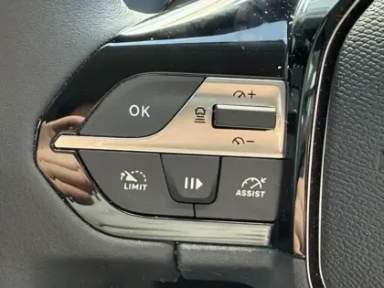 Photo 14 Peugeot 308  1.2 Hybrid 145ch Allure e-DCS6