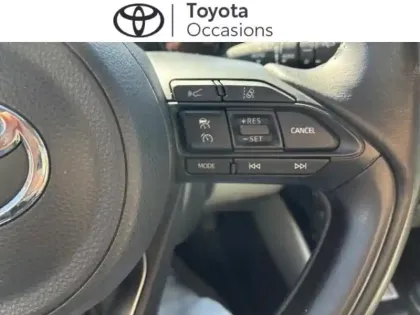 Photo 6 Toyota Yaris  116h Iconic 5p