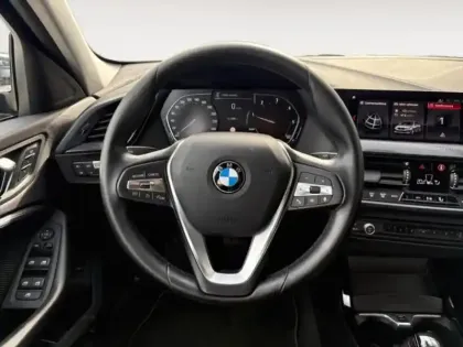 Photo 11 BMW Serie 1 Série 1 116dA 116ch Edition Sport DKG7