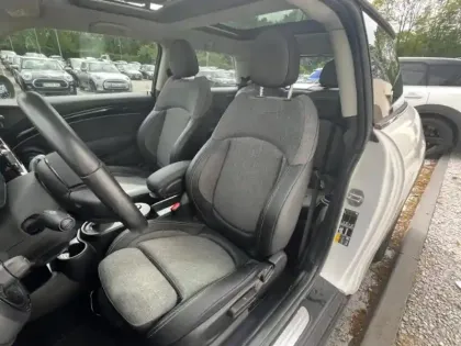 Photo 6 Mini Mini  Cooper SE 184ch Edition Premium Plus BVA 5CV