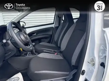 Photo 10 Toyota Aygo  X 1.0 VVT-i 72ch Dynamic