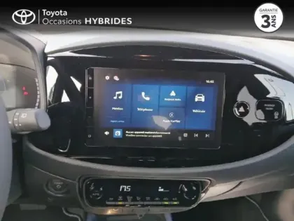 Photo 14 Toyota Aygo  X 116h Graphic