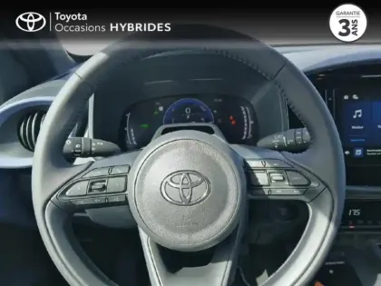 Photo 12 Toyota Aygo  X 116h Graphic