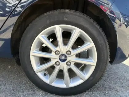 Photo 8 Ford Fiesta  1.5 TDCi 85ch Stop&Start Titanium 5p Euro6.2