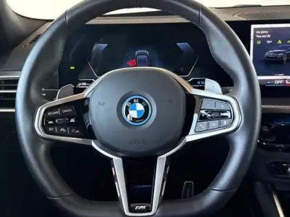 Photo 5 BMW Serie 3 Série 3 330eA xDrive 292ch M Sport