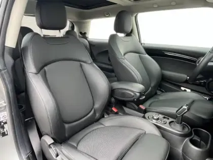 Photo 8 Mini Mini  Cooper SE 184ch Edition Premium Plus BVA 5CV