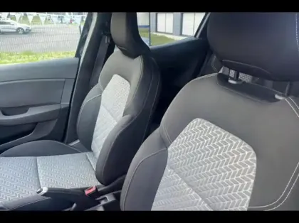 Photo 9 Renault Clio  1.0 TCe 100ch Evolution GPL