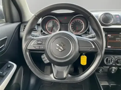 Photo 11 Suzuki Swift  1.2 Dualjet 90ch Privilège Euro6d-T