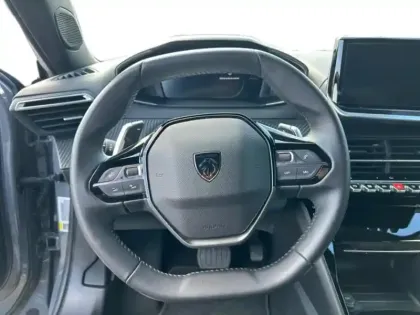 Photo 11 Peugeot 2008  1.2 PureTech 130ch S&S Allure EAT8