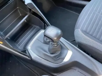 Photo 12 Peugeot 208  1.2 PureTech 100ch S&S Active