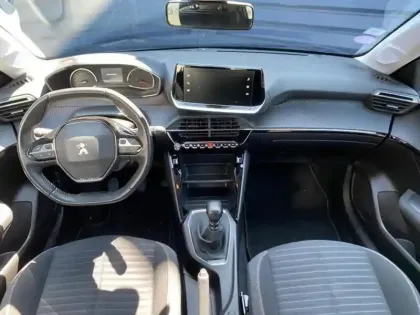 Photo 11 Peugeot 208  1.2 PureTech 100ch S&S Active